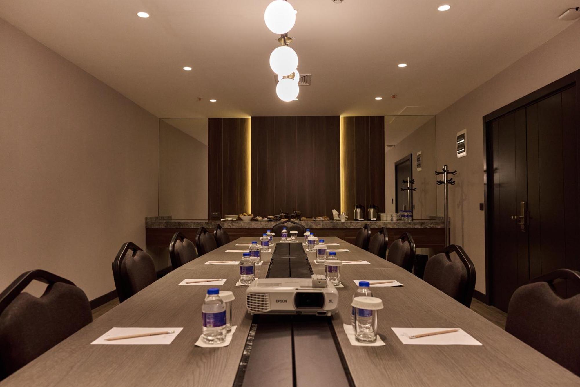 Avantgarde Urban Sisli Готель 4*